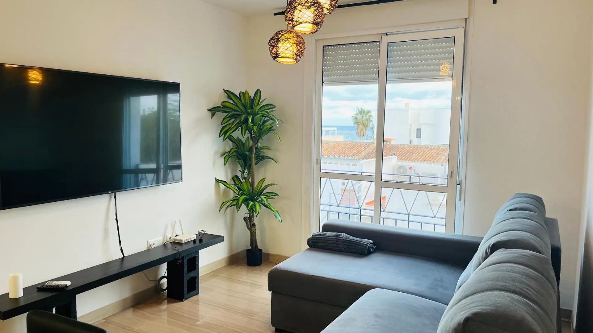 Apartamento En El Corazon De La Cala La Cala De Mijas Apartment
